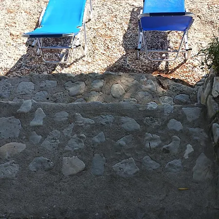 Apartament Zois Nikiana